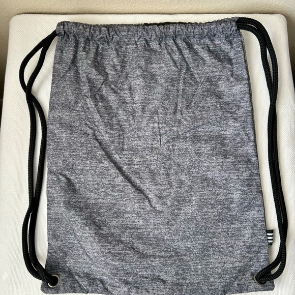 Adidas Draw String Gym Sack Black Gray Merle Zipper Side Pocket Logo - Picture 3 of 6